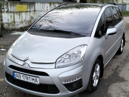 Серый Ситроен С4 Пикассо, объемом двигателя 1.6 л и пробегом 296 тыс. км за 5850 $, фото 1 на Automoto.ua