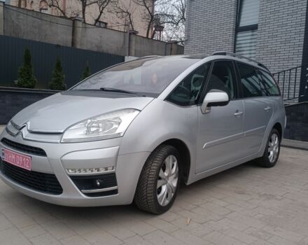 Серый Ситроен С4 Пикассо, объемом двигателя 0 л и пробегом 180 тыс. км за 7500 $, фото 1 на Automoto.ua