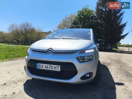 Сітроен С4 Пікассо 2014 у Старокостянтинів на Automoto.ua Сірий Сітроен С4 Пікассо, об'ємом двигуна 1.56 л та пробігом 212 тис. км за 9300 $, фото 1 на Automoto.ua