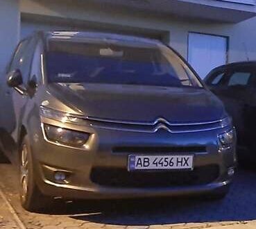 Ситроен С4 Пикассо 2015 в Виннице на Automoto.ua Серый Ситроен С4 Пикассо, объемом двигателя 2 л и пробегом 217 тыс. км за 11900 $, фото 1 на Automoto.ua