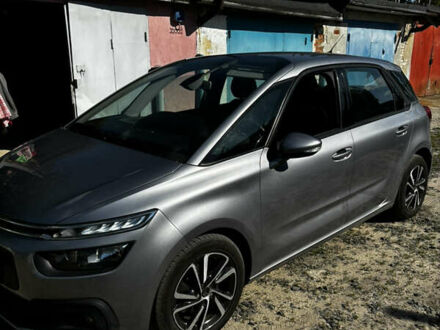 Ситроен С4 Пикассо 2016 в Вараш (Кузнецовск) на Automoto.ua Серый Ситроен С4 Пикассо, объемом двигателя 1.6 л и пробегом 213 тыс. км за 11500 $, фото 1 на Automoto.ua
