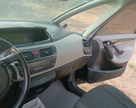 Синий Ситроен С4 Пикассо, объемом двигателя 2 л и пробегом 200 тыс. км за 5500 $, фото 13 на Automoto.ua