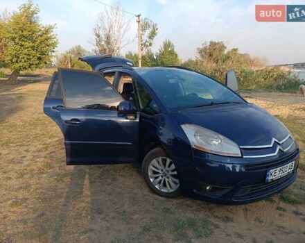 Синий Ситроен С4 Пикассо, объемом двигателя 2 л и пробегом 200 тыс. км за 5500 $, фото 17 на Automoto.ua
