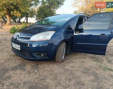Синий Ситроен С4 Пикассо, объемом двигателя 2 л и пробегом 200 тыс. км за 5500 $, фото 5 на Automoto.ua