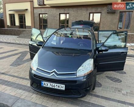 Ситроен С4 Пикассо 2007 в Измаиле на Automoto.ua Синий Ситроен С4 Пикассо, объемом двигателя 1.74 л и пробегом 298 тыс. км за 4500 $, фото 13 на Automoto.ua