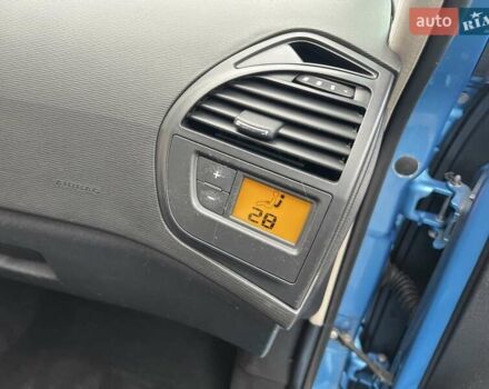 Синий Ситроен С4 Пикассо, объемом двигателя 2 л и пробегом 280 тыс. км за 5500 $, фото 18 на Automoto.ua