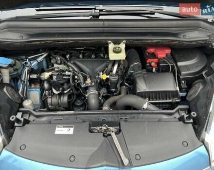 Синий Ситроен С4 Пикассо, объемом двигателя 2 л и пробегом 280 тыс. км за 5500 $, фото 31 на Automoto.ua