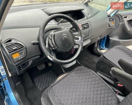 Синий Ситроен С4 Пикассо, объемом двигателя 2 л и пробегом 280 тыс. км за 5500 $, фото 11 на Automoto.ua