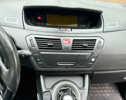 Синий Ситроен С4 Пикассо, объемом двигателя 1.6 л и пробегом 400 тыс. км за 4500 $, фото 23 на Automoto.ua