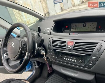 Синий Ситроен С4 Пикассо, объемом двигателя 2 л и пробегом 280 тыс. км за 5500 $, фото 15 на Automoto.ua