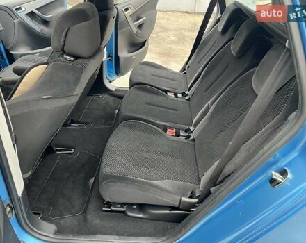 Синий Ситроен С4 Пикассо, объемом двигателя 2 л и пробегом 280 тыс. км за 5500 $, фото 24 на Automoto.ua