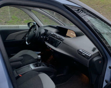 Синій Сітроен С4 Пікассо, об'ємом двигуна 1.56 л та пробігом 211 тис. км за 9550 $, фото 12 на Automoto.ua