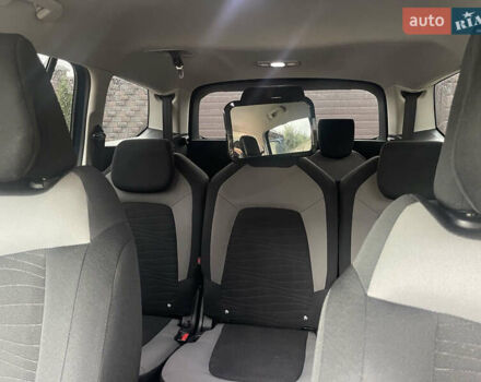 Синій Сітроен С4 Пікассо, об'ємом двигуна 1.56 л та пробігом 236 тис. км за 9900 $, фото 8 на Automoto.ua