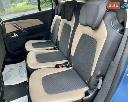 Синий Ситроен С4 Пикассо, объемом двигателя 1.56 л и пробегом 282 тыс. км за 12800 $, фото 11 на Automoto.ua