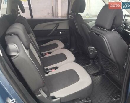 Синий Ситроен С4 Пикассо, объемом двигателя 2 л и пробегом 257 тыс. км за 8900 $, фото 7 на Automoto.ua