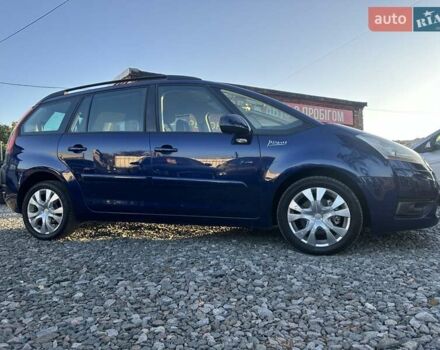 Синий Ситроен С4 Пикассо, объемом двигателя 2 л и пробегом 260 тыс. км за 5300 $, фото 3 на Automoto.ua