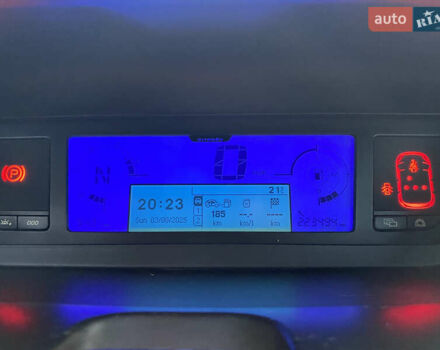 Синий Ситроен С4 Пикассо, объемом двигателя 1.56 л и пробегом 223 тыс. км за 5200 $, фото 9 на Automoto.ua