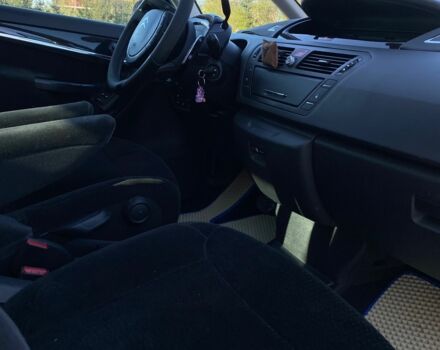 Синий Ситроен С4 Пикассо, объемом двигателя 1.6 л и пробегом 270 тыс. км за 5250 $, фото 5 на Automoto.ua