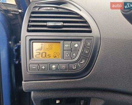 Синій Сітроен С4 Пікассо, об'ємом двигуна 1.6 л та пробігом 258 тис. км за 5500 $, фото 21 на Automoto.ua