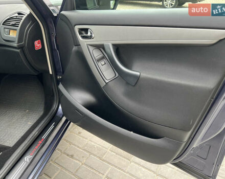 Ситроен С4 Пикассо 2010 в Львове на Automoto.ua Синий Ситроен С4 Пикассо, объемом двигателя 1.56 л и пробегом 223 тыс. км за 6250 $, фото 10 на Automoto.ua