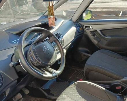 Синий Ситроен С4 Пикассо, объемом двигателя 2 л и пробегом 288 тыс. км за 5500 $, фото 5 на Automoto.ua
