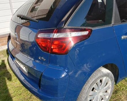 Синий Ситроен С4 Пикассо, объемом двигателя 2 л и пробегом 288 тыс. км за 5500 $, фото 9 на Automoto.ua