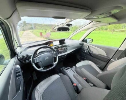 Сітроен С4 Пікассо 2017 у Хмельницькому на Automoto.ua Зелений Сітроен С4 Пікассо, об'ємом двигуна 2 л та пробігом 110 тис. км за 7000 $, фото 7 на Automoto.ua