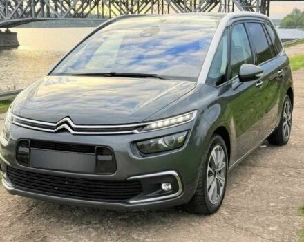 Сітроен С4 Пікассо 2017 у Хмельницькому на Automoto.ua Зелений Сітроен С4 Пікассо, об'ємом двигуна 2 л та пробігом 110 тис. км за 7000 $, фото 1 на Automoto.ua