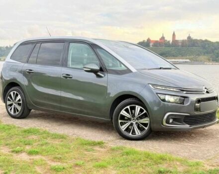 Сітроен С4 Пікассо 2017 у Хмельницькому на Automoto.ua Зелений Сітроен С4 Пікассо, об'ємом двигуна 2 л та пробігом 110 тис. км за 7000 $, фото 2 на Automoto.ua