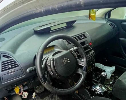 Белый Ситроен С4, объемом двигателя 1.6 л и пробегом 25 тыс. км за 2200 $, фото 2 на Automoto.ua