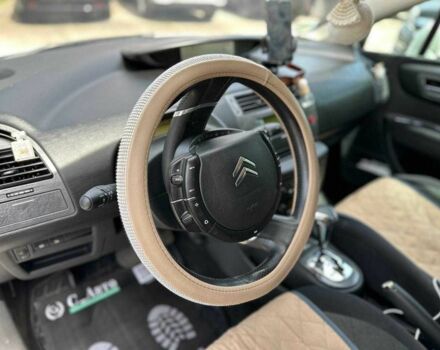 Белый Ситроен С4, объемом двигателя 0 л и пробегом 224 тыс. км за 6500 $, фото 8 на Automoto.ua