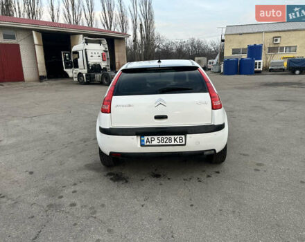 Білий Сітроен С4, об'ємом двигуна 1.59 л та пробігом 141 тис. км за 4500 $, фото 2 на Automoto.ua