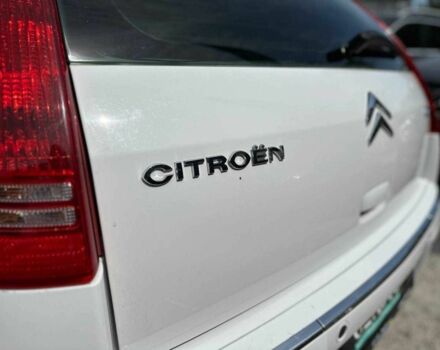 Белый Ситроен С4, объемом двигателя 0 л и пробегом 224 тыс. км за 6500 $, фото 5 на Automoto.ua