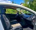 Белый Ситроен С4, объемом двигателя 1.6 л и пробегом 300 тыс. км за 3599 $, фото 4 на Automoto.ua