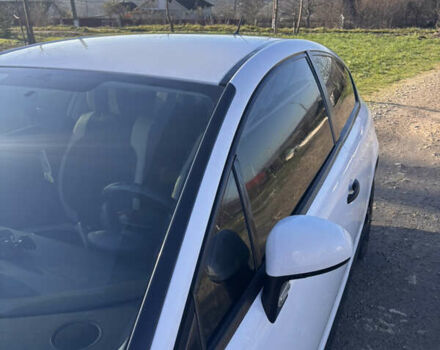 Білий Сітроен С4, об'ємом двигуна 1.56 л та пробігом 288 тис. км за 4000 $, фото 8 на Automoto.ua