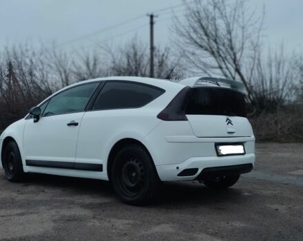 Белый Ситроен С4, объемом двигателя 1.6 л и пробегом 300 тыс. км за 2700 $, фото 3 на Automoto.ua