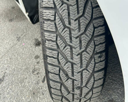 Білий Сітроен С4, об'ємом двигуна 1.59 л та пробігом 141 тис. км за 4500 $, фото 3 на Automoto.ua