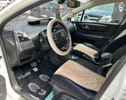 Белый Ситроен С4, объемом двигателя 0 л и пробегом 224 тыс. км за 6500 $, фото 7 на Automoto.ua