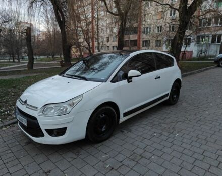 Белый Ситроен С4, объемом двигателя 1.6 л и пробегом 292 тыс. км за 2800 $, фото 2 на Automoto.ua