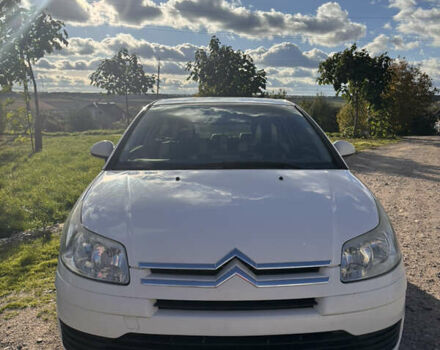 Белый Ситроен С4, объемом двигателя 1.56 л и пробегом 288 тыс. км за 4300 $, фото 1 на Automoto.ua