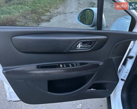 Белый Ситроен С4, объемом двигателя 1.6 л и пробегом 227 тыс. км за 4600 $, фото 7 на Automoto.ua