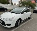 Белый Ситроен С4, объемом двигателя 1.6 л и пробегом 350 тыс. км за 5200 $, фото 1 на Automoto.ua