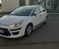 Белый Ситроен С4, объемом двигателя 1.36 л и пробегом 200 тыс. км за 4899 $, фото 1 на Automoto.ua
