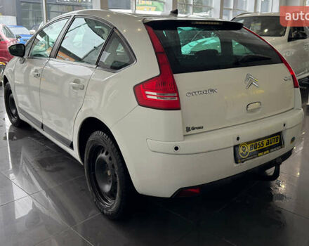 Белый Ситроен С4, объемом двигателя 1.56 л и пробегом 255 тыс. км за 5700 $, фото 4 на Automoto.ua
