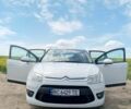 Белый Ситроен С4, объемом двигателя 1.6 л и пробегом 151 тыс. км за 5600 $, фото 4 на Automoto.ua