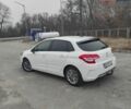 Белый Ситроен С4, объемом двигателя 1.6 л и пробегом 210 тыс. км за 7000 $, фото 13 на Automoto.ua