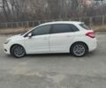 Белый Ситроен С4, объемом двигателя 1.6 л и пробегом 210 тыс. км за 7000 $, фото 11 на Automoto.ua