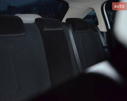 Белый Ситроен С4, объемом двигателя 1.4 л и пробегом 188 тыс. км за 6500 $, фото 7 на Automoto.ua