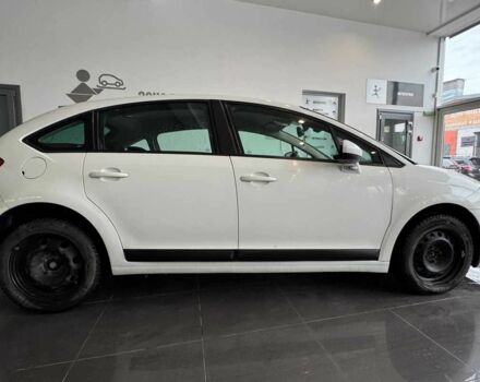 Белый Ситроен С4, объемом двигателя 1.6 л и пробегом 255 тыс. км за 5700 $, фото 7 на Automoto.ua