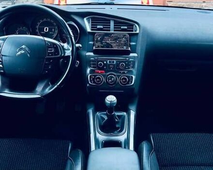 Белый Ситроен С4, объемом двигателя 1.6 л и пробегом 170 тыс. км за 6900 $, фото 11 на Automoto.ua